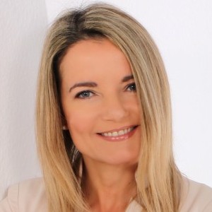Claudia-Schramm-e1531393065648
